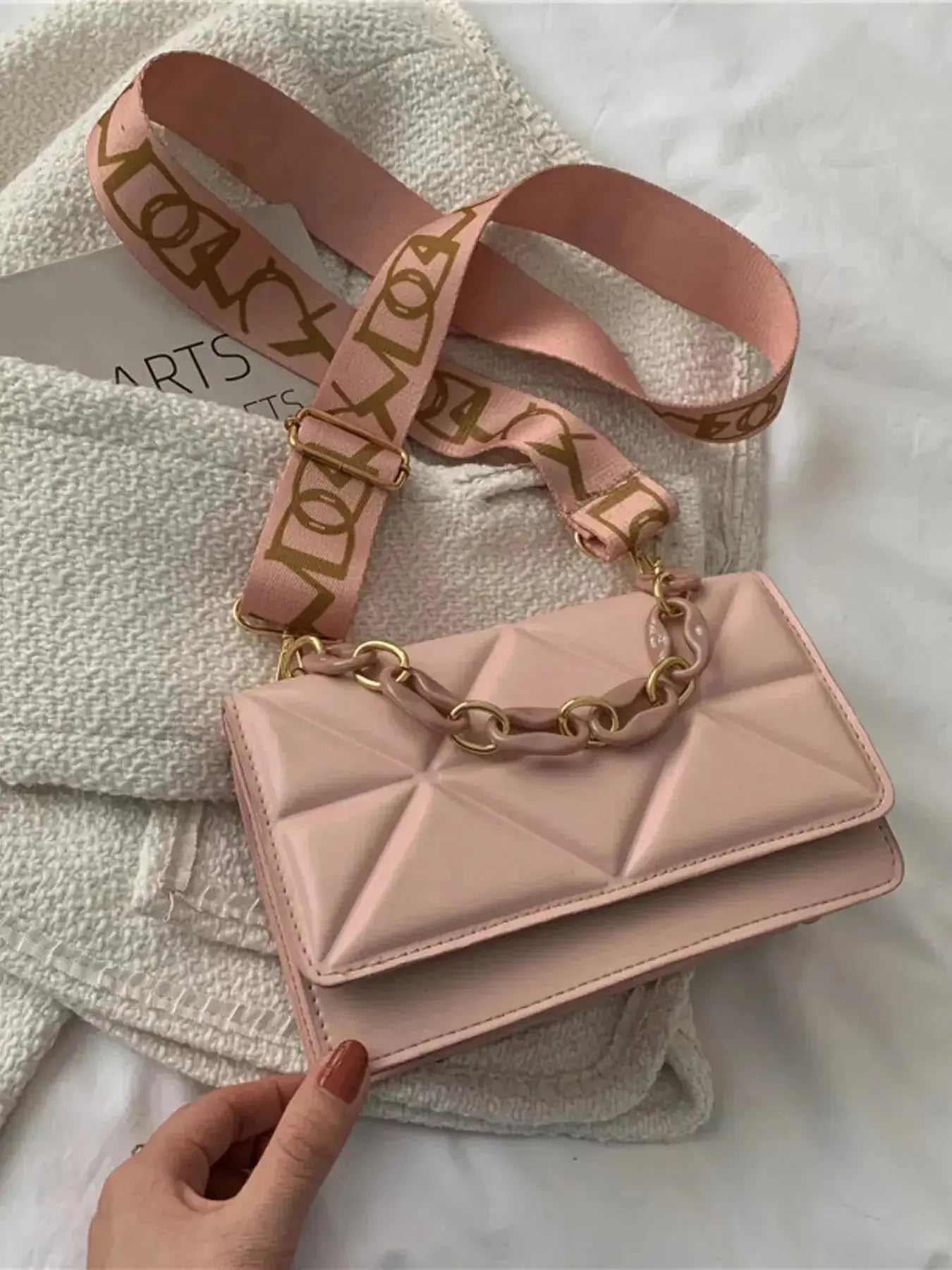 Quilted Adjustable Strap Crossbody Bag - DaisyDrop 