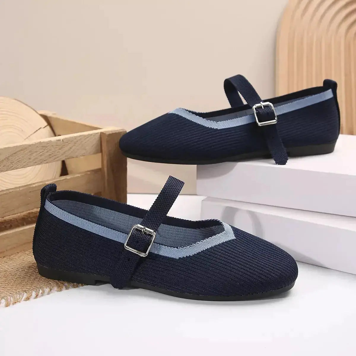 Round Toe Mesh Slip-Ons - DaisyDrop 