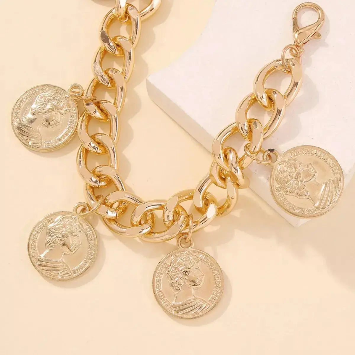 18K Gold-Plated Coin Charm Bracelet - DaisyDrop 