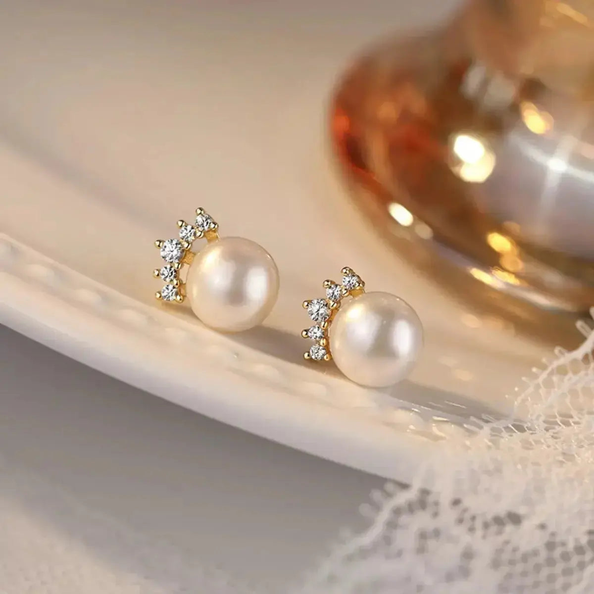 Freshwater Pearl Stud Earrings - DaisyDrop 