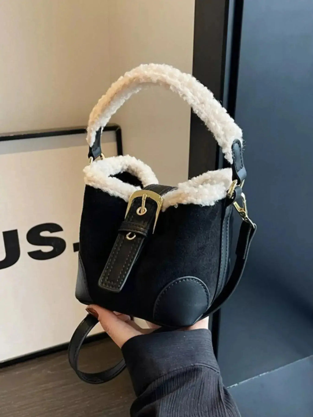Fuzzy Trim Bucket Crossbody Bag - DaisyDrop 