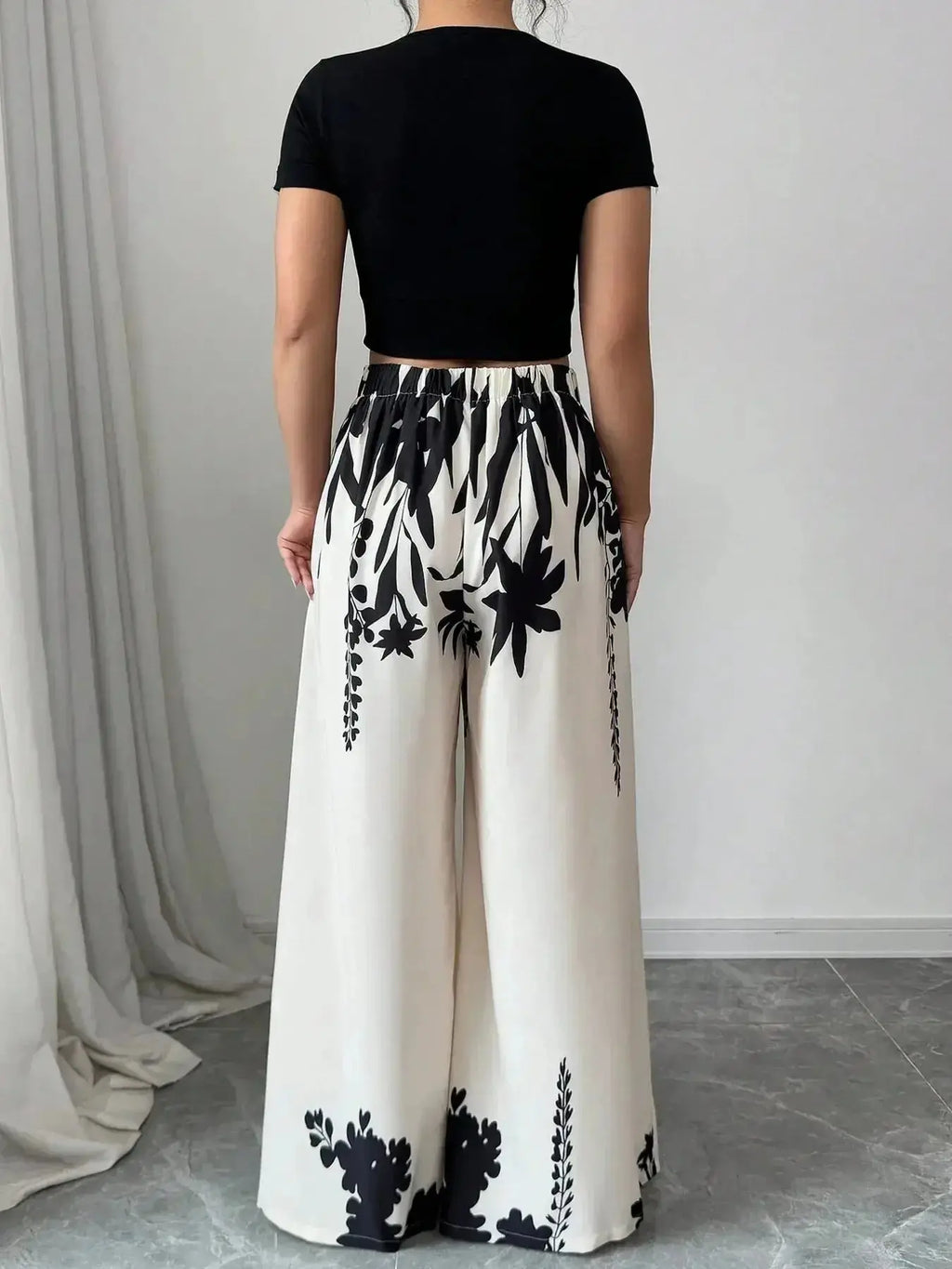 Printed Wide Leg Pants - DaisyDrop 
