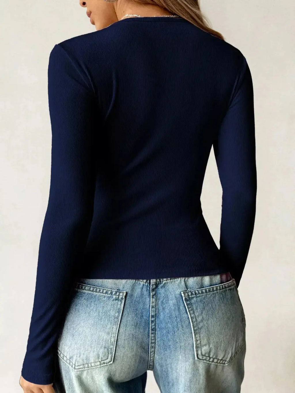 Ribbed Knit Long Sleeve Fitted T-Shirt - DaisyDrop 