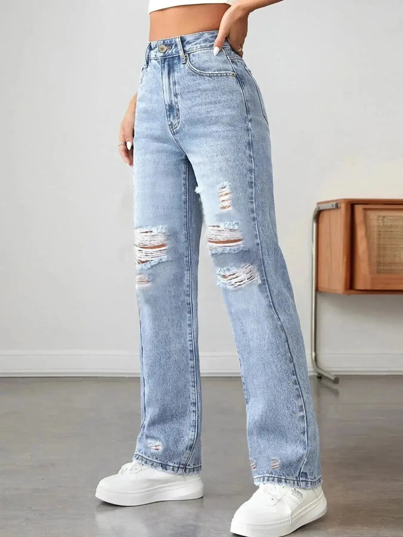Distressed High Waisted Jeans - DaisyDrop 