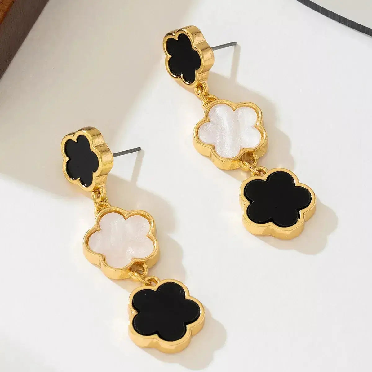 18K Gold-Plated Clover Drop Earrings - DaisyDrop 