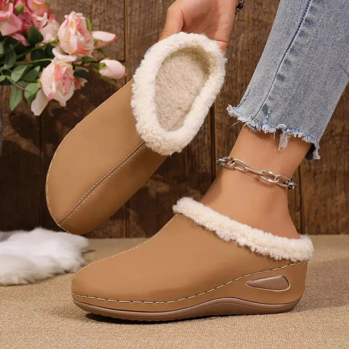 Cozy Plush Lined Wedge Slippers - DaisyDrop 
